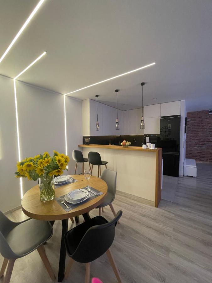 Apartament Centrum Bodzentynska, Centrum Rynek, Bezplatny Parking Kielce Extérieur photo