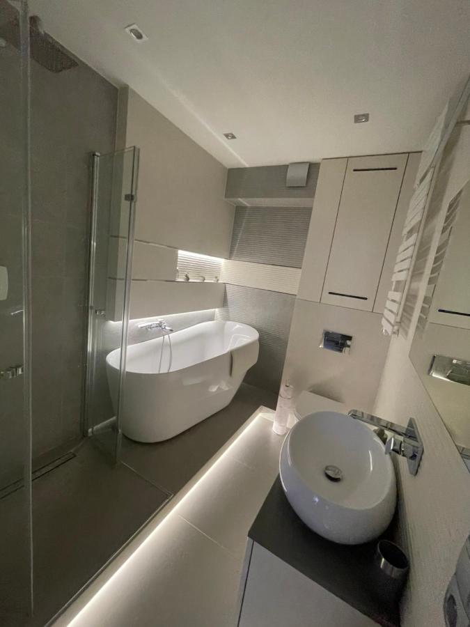 Apartament Centrum Bodzentynska, Centrum Rynek, Bezplatny Parking Kielce Extérieur photo