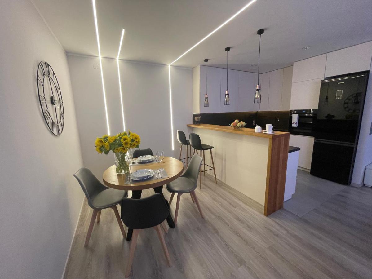 Apartament Centrum Bodzentynska, Centrum Rynek, Bezplatny Parking Kielce Extérieur photo